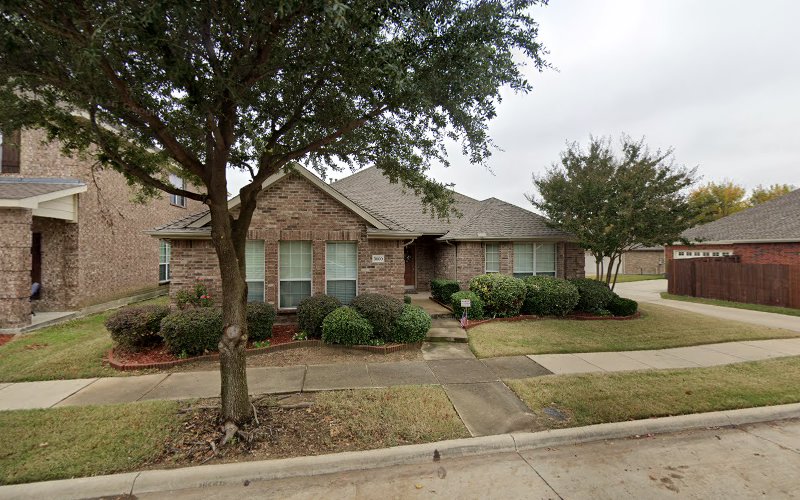 Classic Restorations Pros - Water damage, fire damage, and mold removal experts.