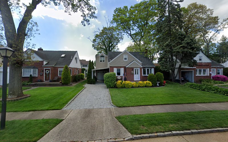 Best Water Damage & Flood Cleanupm - Flooded Pros New Hyde Park