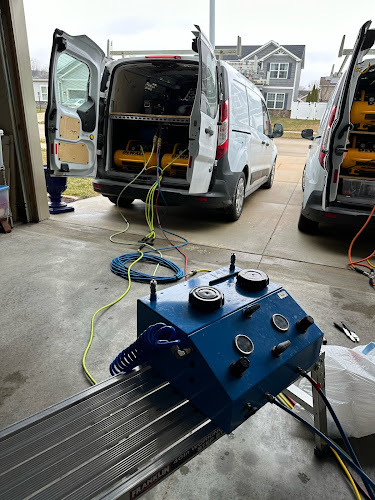 Pure Maintenance of Central Illinois - USA Mold Service