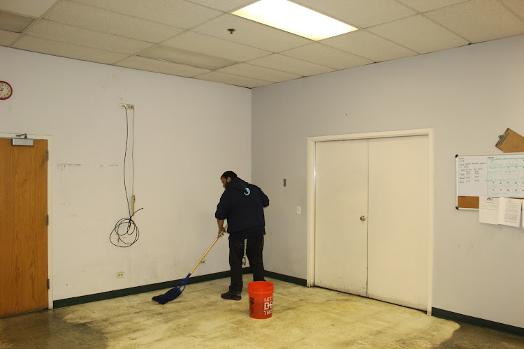 Blu Commercial Cleaning