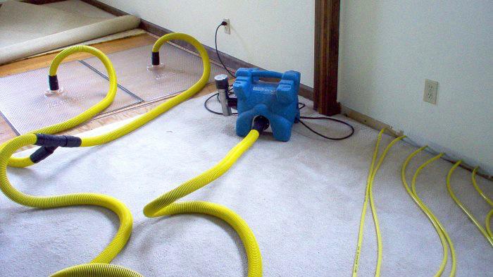 24x7 Water damage restoration Northlake
