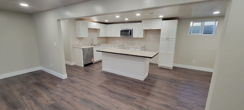 Canyon Side Construction