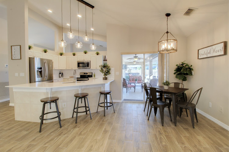 Stella's Emergency Services