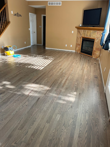 SNS Hardwood Floors