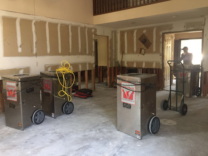 24/7 Water Damage Restoration Service