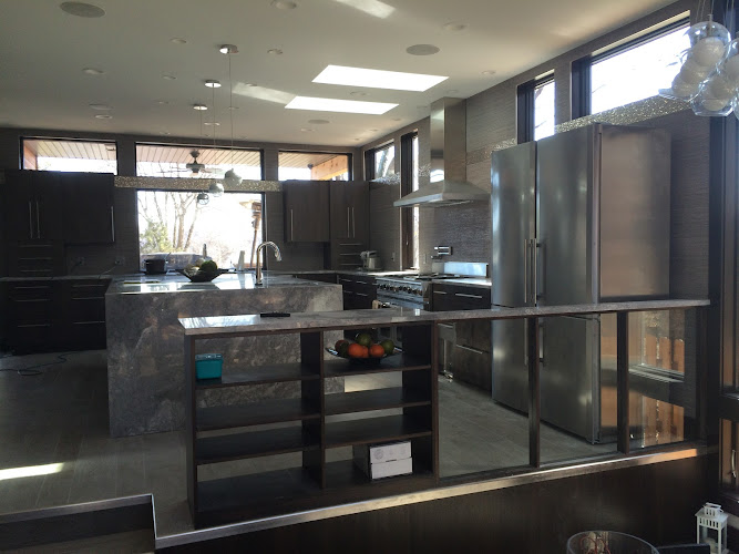 Pride Remodeling & Roofing